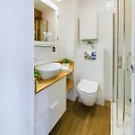 Apartament Bright In Downtown By Renters Warszawa